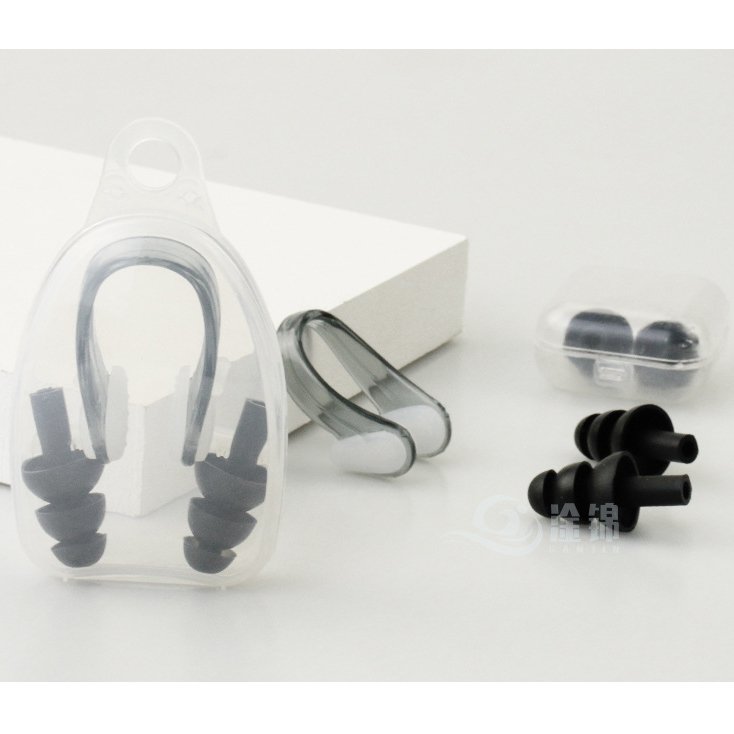 سدادات الأنف والأذن