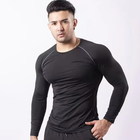 بلوزة كم BODY FIT متاحة بألوان متعددة